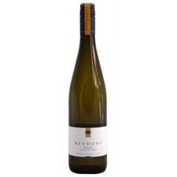 NEUDORF MOUTERE RIESLING 2010
